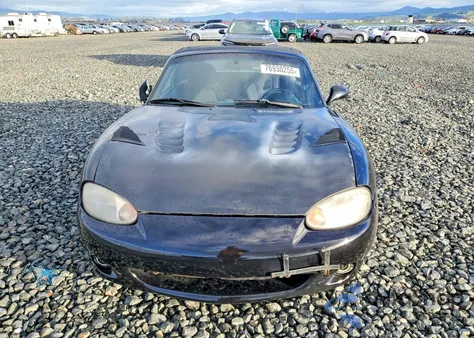 1999 Mazda Mx-5 Miata z USA, uszkodzony, nr VIN JM1NB3537X0109120